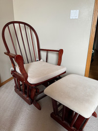 Solid wood rocking chair with ottoman