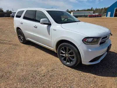 Loaded 2018 Dodge Durango GT AWD. 119,000 KM. 3.6L V6. 8 speed Automatic. 3rd row seating. Command S...