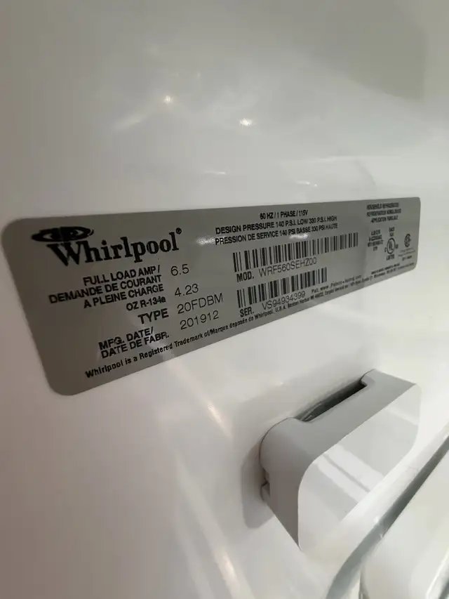 Whirlpool 30” fridge with water/ice - delivery  in Refrigerators in West Island - Image 5