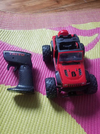 Remote control jeep toy 