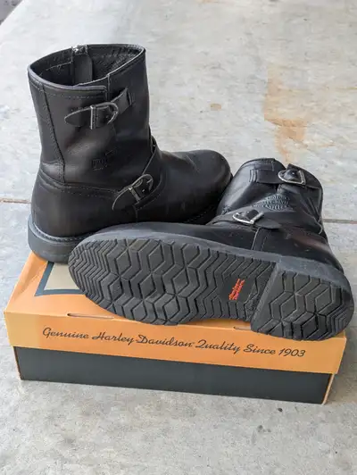 Two pairs HD motorcycle boots, Vintage models, leather 8 inches, side zipper, easy on, easy off. Siz...