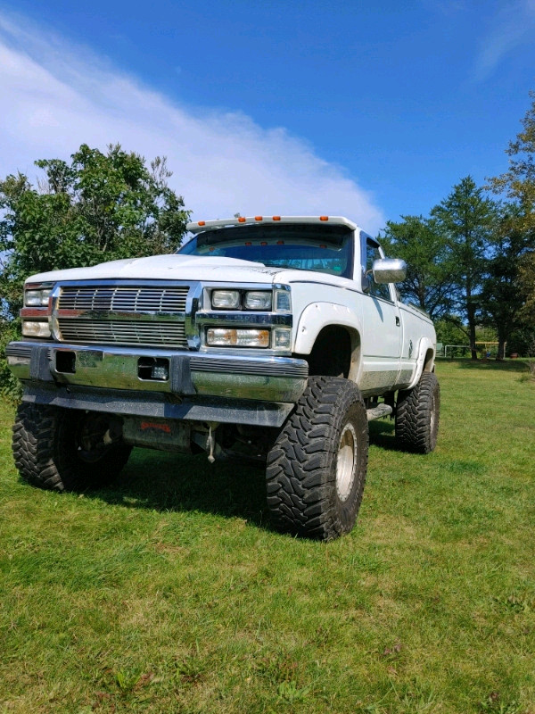 1990 Chevrolet 1500 Lifted 4x4 37s Headers Cars & Trucks Edmonton