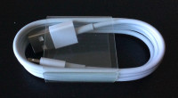 NEW APPLE USB LIGHTNING CABLE 1m computer accessories Apple NEW
