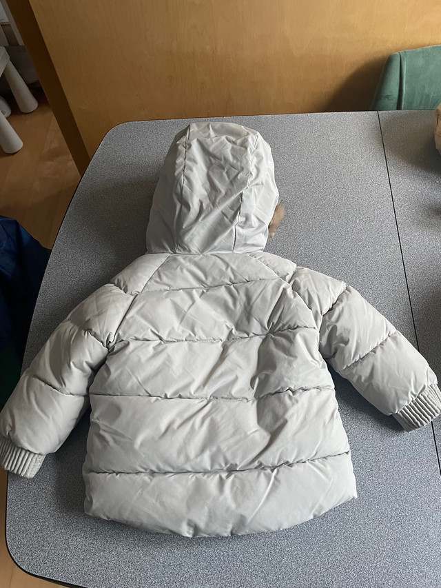 Manteau d’hiver Zara baby pour  12/18 mois dans Vêtements - 12 à 18 mois  à Ville de Québec - Image 2