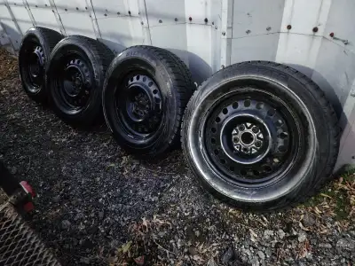- 17'' winter wheels 5 x 114 rims - 235 65 17 Tires Bridgstone blizzak WS80 50% tread left - Made in...