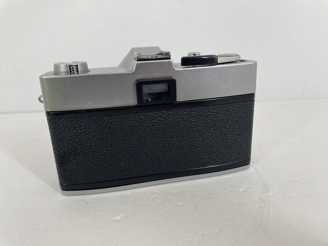 Mamiya Model 528AL 35 mm SLR Camera w/Mamiya 1:2.8 48mm Lens Tes in Cameras & Camcorders in Vancouver - Image 3