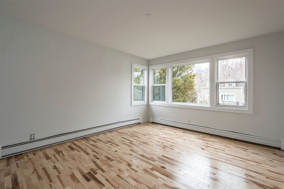 2 bed + loft house for rent 2