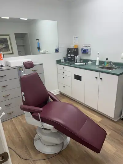 Room for Lease in Professional Denture Clinic – Ideal for Massage, Cosmetology, Therapy, or Hygienis...
