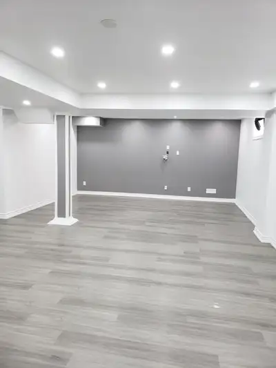Bright 1 Bedroom Basement Apartment with spacious living area, high ceiling (9 Foot), separate entra...