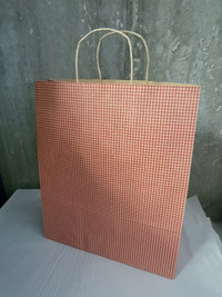 NEUF - 24 sacs papier carottés rouge pour cadeaux