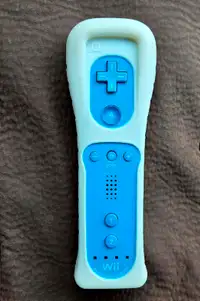 ORIGINAL WII NINTENDO CONTROLLER WITH BUILT-IN MOTION PLUS