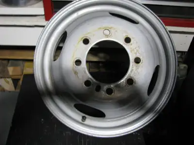 Dual wheel 16X6 - like new part# X-45402 think it's for older Dodge - 50.00 please call 250-489-9749