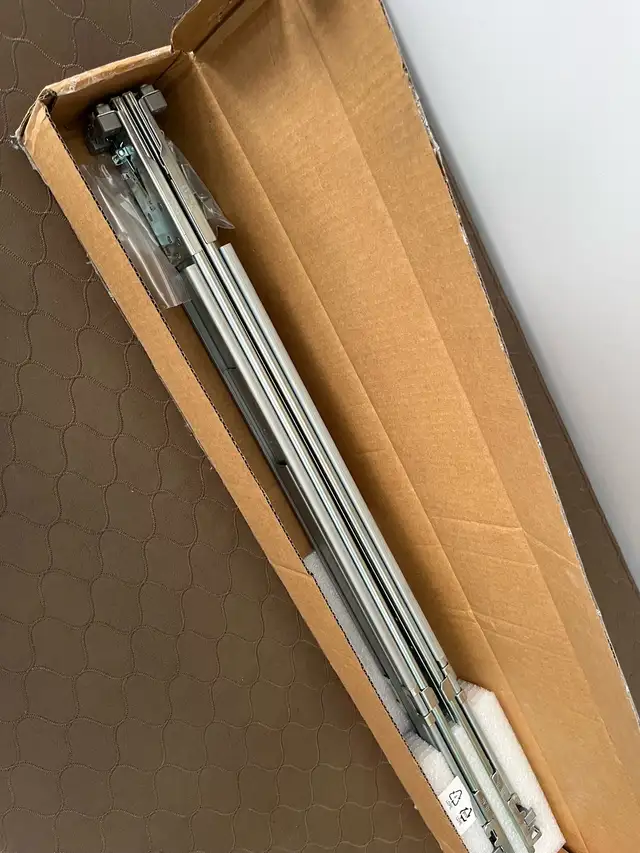 Synology Rail Kit RKS1317 in Servers in Windsor Region - Image 2