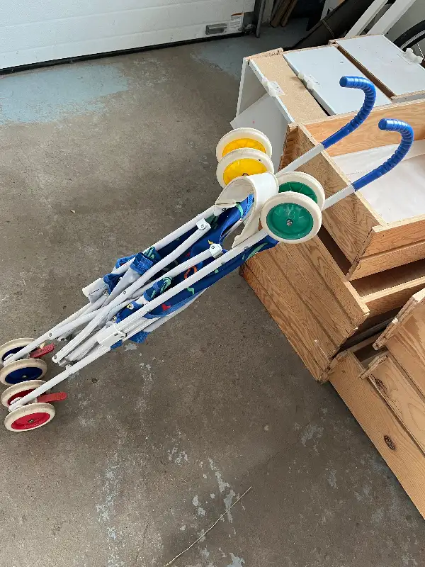 Baby stroller482731393433610242