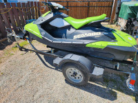 2017 Seadoo Spark 90hp IBR 30 hrs with trailer