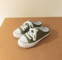 MERK Backless Canvas Shoes (Size 5.5 - 6)