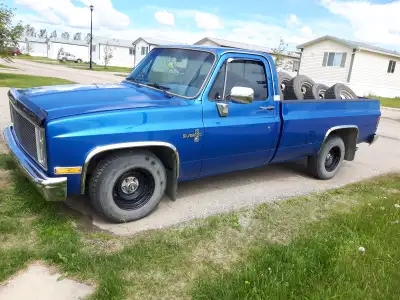 Recently fully restored C10 in 2013 with new paint job and rebuilt Automatic 3 speed transmission. N...