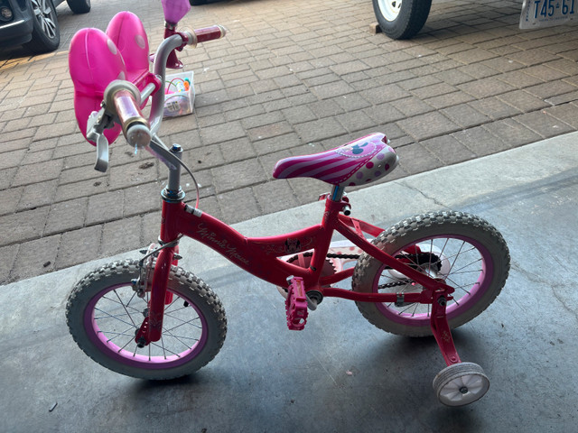 kid’s mini mouse bike with training wheels in Kids in Sudbury - Image 3