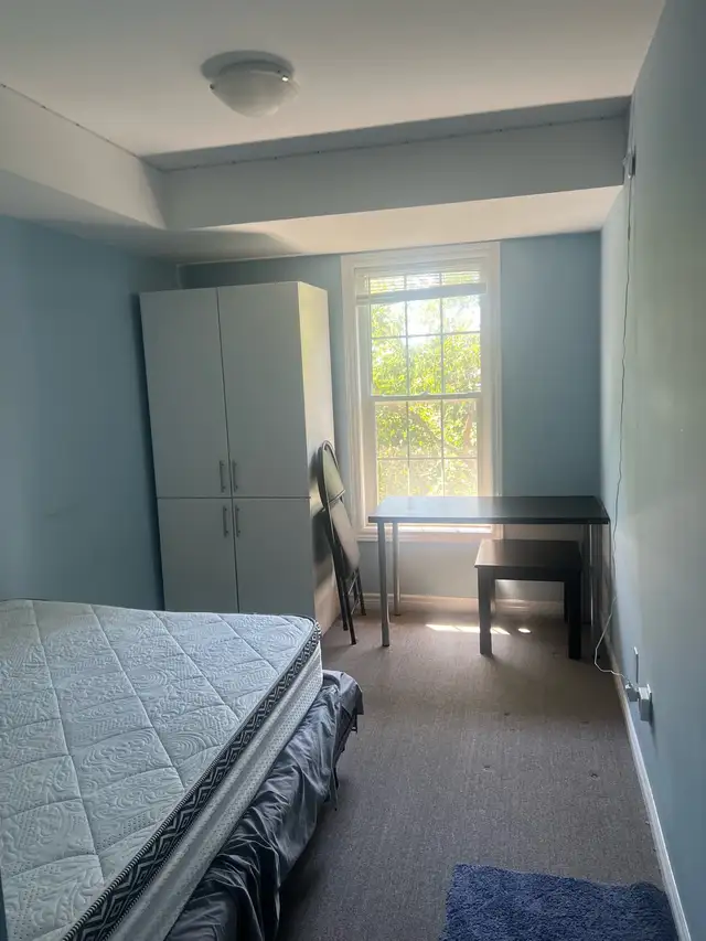 1 bedroom townhouse apartment 3 pce private bathroom