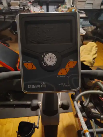 Bicycle ergometrique pratiquement neuf a vendre, View more