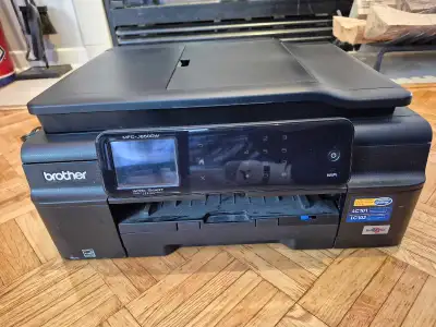 Brother mfc j650dw Used ink printer / scanner Top condition 10 years old but have not used it in a f...