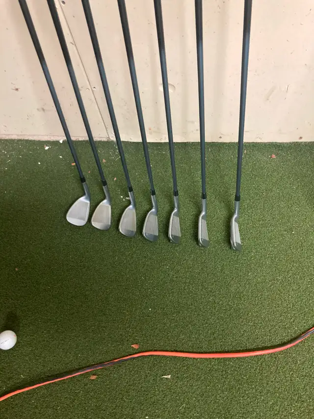Ping G425 Irons in Golf in Kitchener / Waterloo - Image 2