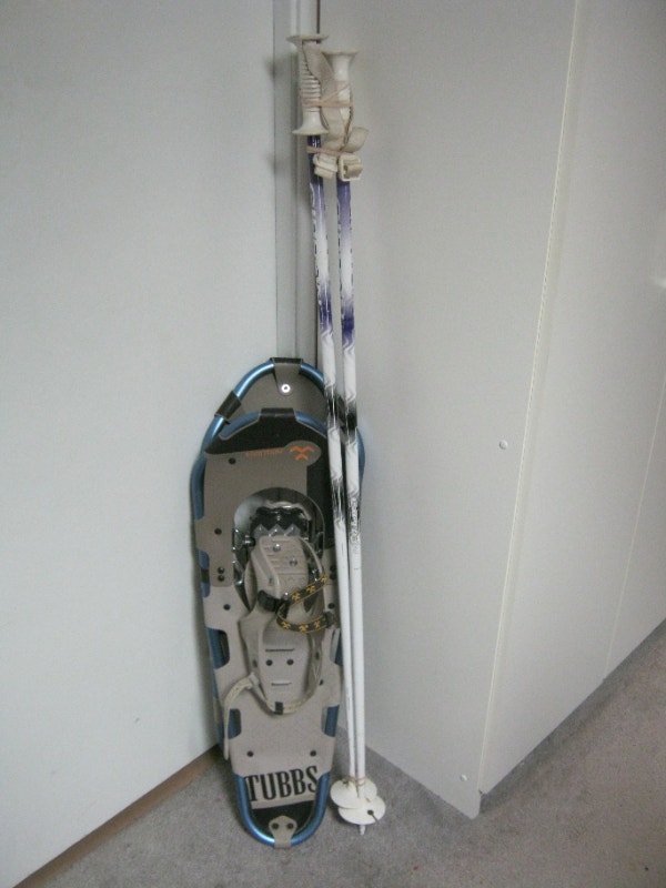 SNOWSHOESINSTRUCTORS/TECHS SELL FAMILY SNOWSHOES(BRAND NEW) Other