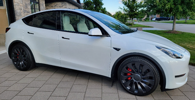 2024 Tesla Model Y - Performance - FSD - CLEAN TITLE - NO ACCIDENTS!! IF YOU SEE THIS AD THEN IT'S A...