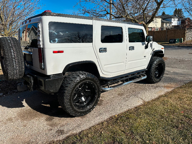 2005 HUMMER H2 6.0L V8 with 37” Open Country tires in Cars & Trucks in Oshawa / Durham Region - Image 2