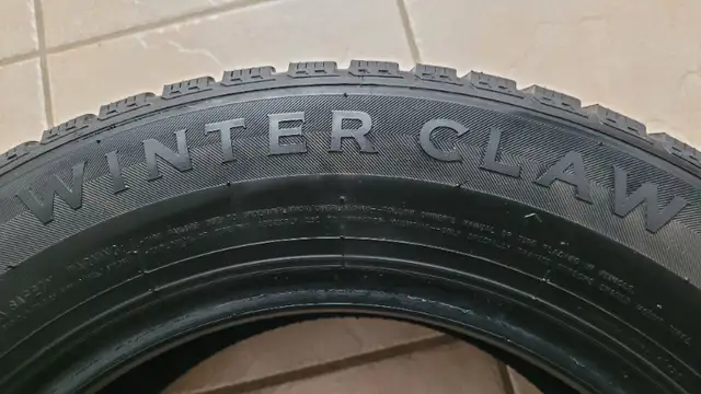 Winter tires 215 65 16 in Tires & Rims in Mississauga / Peel Region - Image 2
