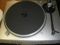 Fisher MT-5410 Turntable