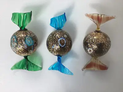 Set of three Murano glass candies, View more