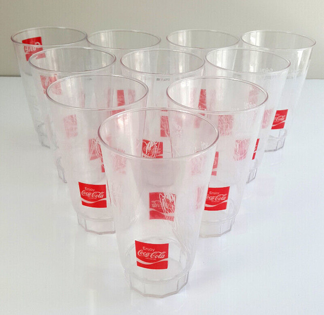 Vintage Coca-Cola Plastic Cups in Arts & Collectibles in City of Toronto - Image 2