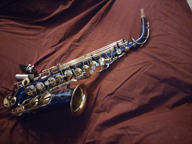Rare Conn 21 M Blue Alto Saxophone 781892 in Woodwind in Calgary - Image 3