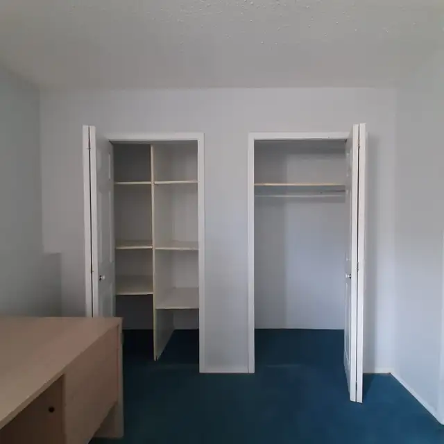 (Available now) Large Private Room for Rent/Driveway Parking/NW in Room Rentals & Roommates in Calgary - Image 6