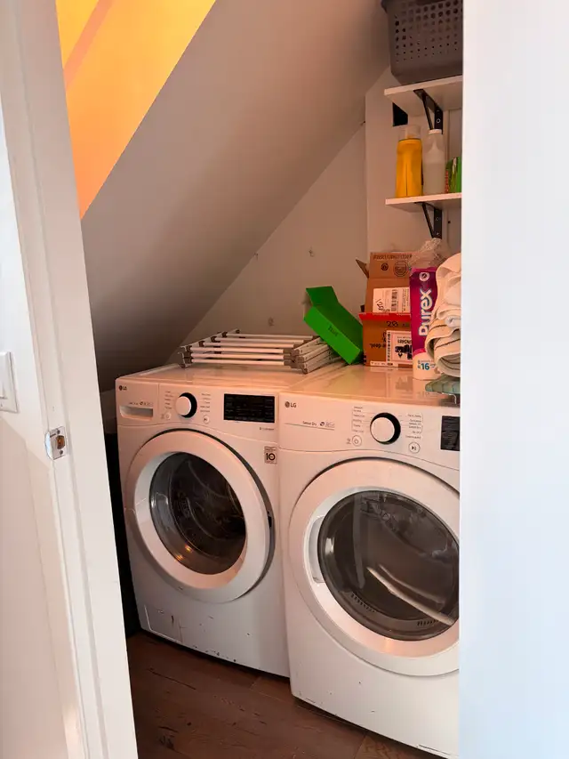 Large NYC style loft - Yaletown in Long Term Rentals in Vancouver - Image 7