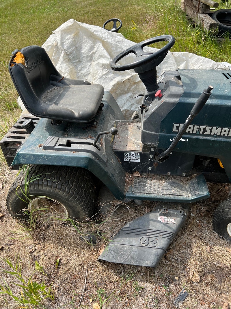 Craftsman Riding (Ride On) Mower For Sale Estate Sale Lawnmowers