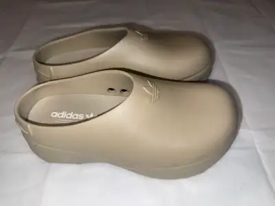 Adidas Womens Adifom Stan Mule W Sandal sz10, View more