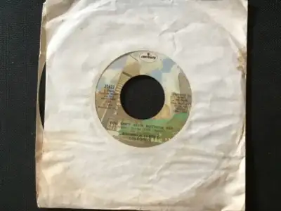 Single Bachman-Turner Overdrive:”You ain’t seen nothing yet”, View more