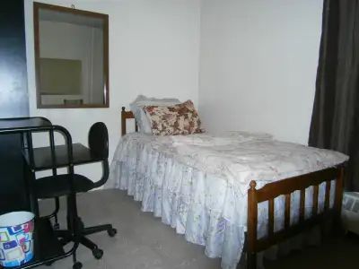 Cozy Room for rent in central