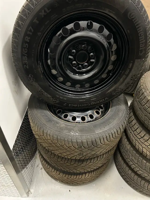 2013 Ford Flex winter rims and tires in Other Parts & Accessories in Regina - Image 2