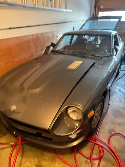 Have a Datsun 280z running and driving project for sale, comes with the 2.8 litre fuel injected stra...
