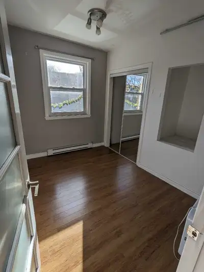 **Please read everything and send me a short presentation! I will not answer messages from people wh...