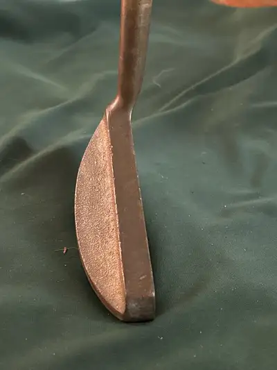Wilson Right Handed Blade Putter, View more