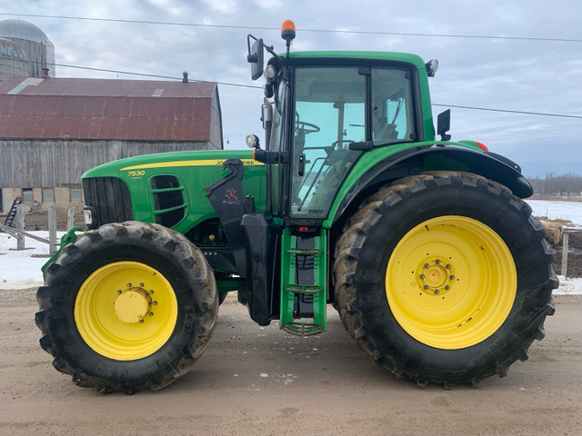 John Deere 7530 in Farming Equipment in Trenton - Image 2