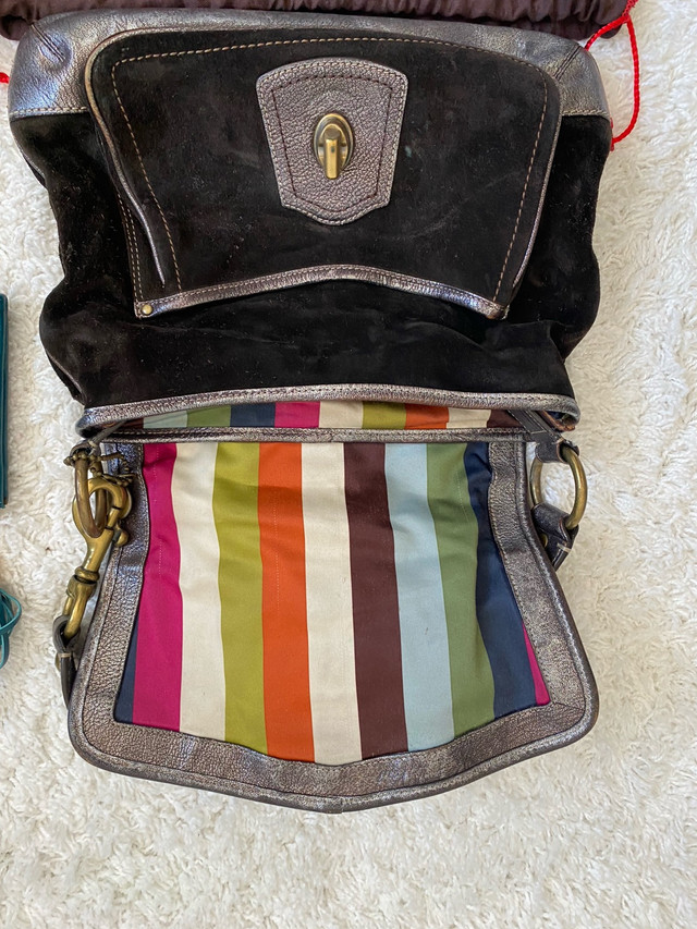 Used Coach purse & Brand New Danier wristlet in Women's - Bags & Wallets in Oshawa / Durham Region - Image 3