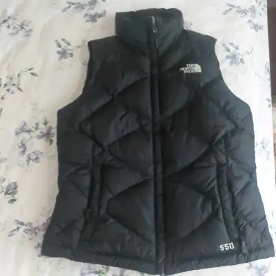 woman's Northface vest 550, View more
