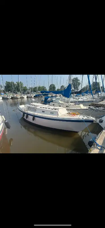 1981 Columbia 28 sailboat in Sailboats in Ottawa - Image 2