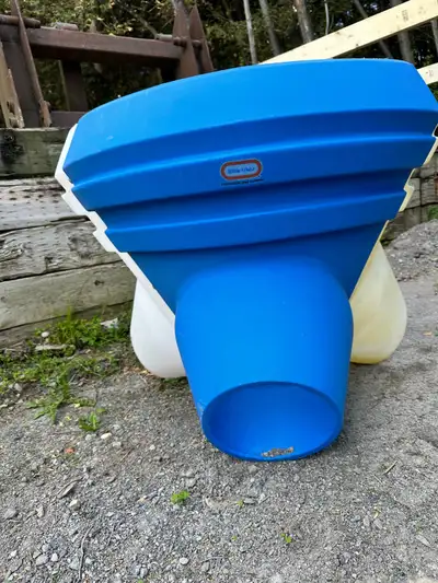 Little tikes Basketball hoop, View more