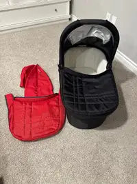 Uppababy Bassinet + Extra Canopy + boot cover